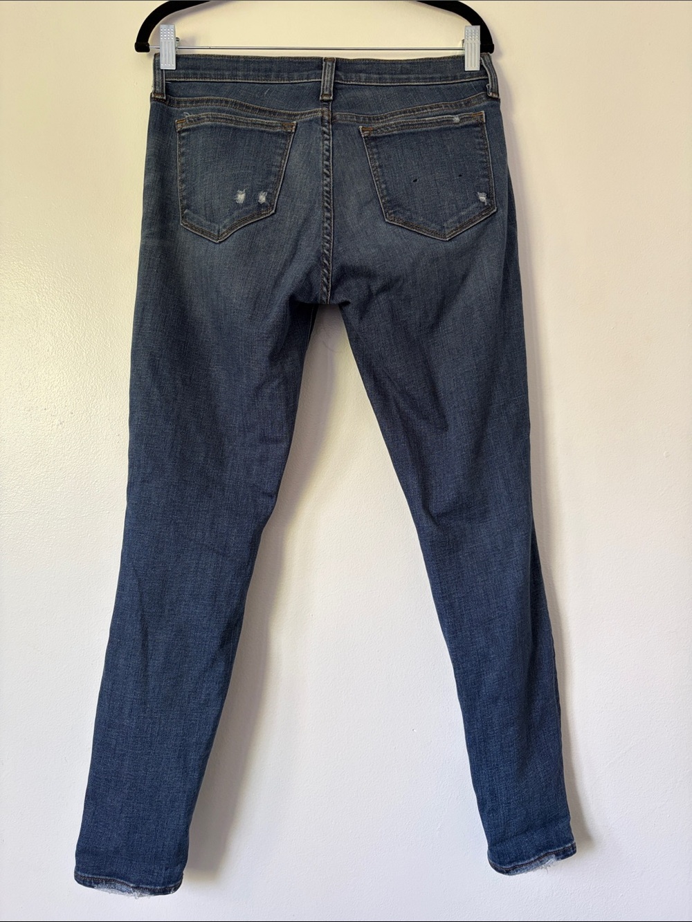 NWOT J. Crew Dark Indigo Distressed Skinny Jeans Size 29 - Picture 2 of 5